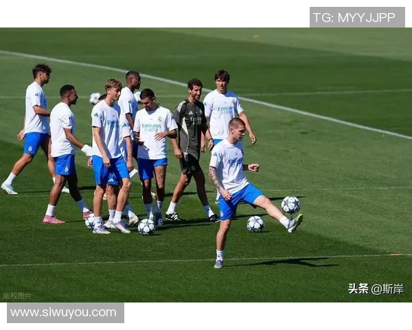 2017年8月8日皇马与曼联的精彩对决回顾与分析