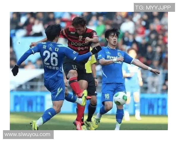 山口雷诺与大分三神激战天皇杯赛场展现足球魅力与激情对决 山口雷诺与大分三神激战天皇杯赛场展现足球魅力与激情对决